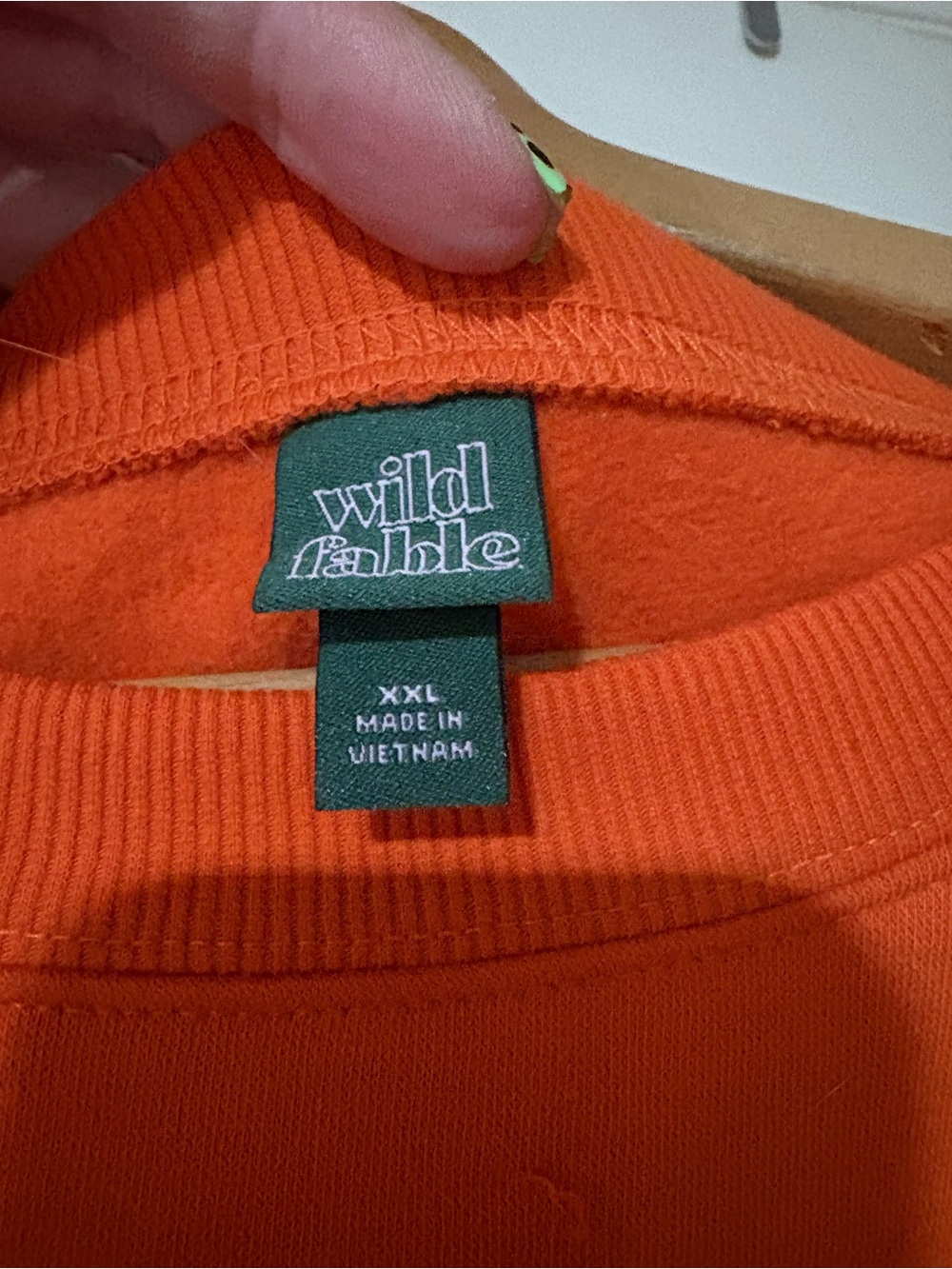 Wild Fable- Women’s Orange Crewneck Pullover Sweatshirt - Picture 3 of 3